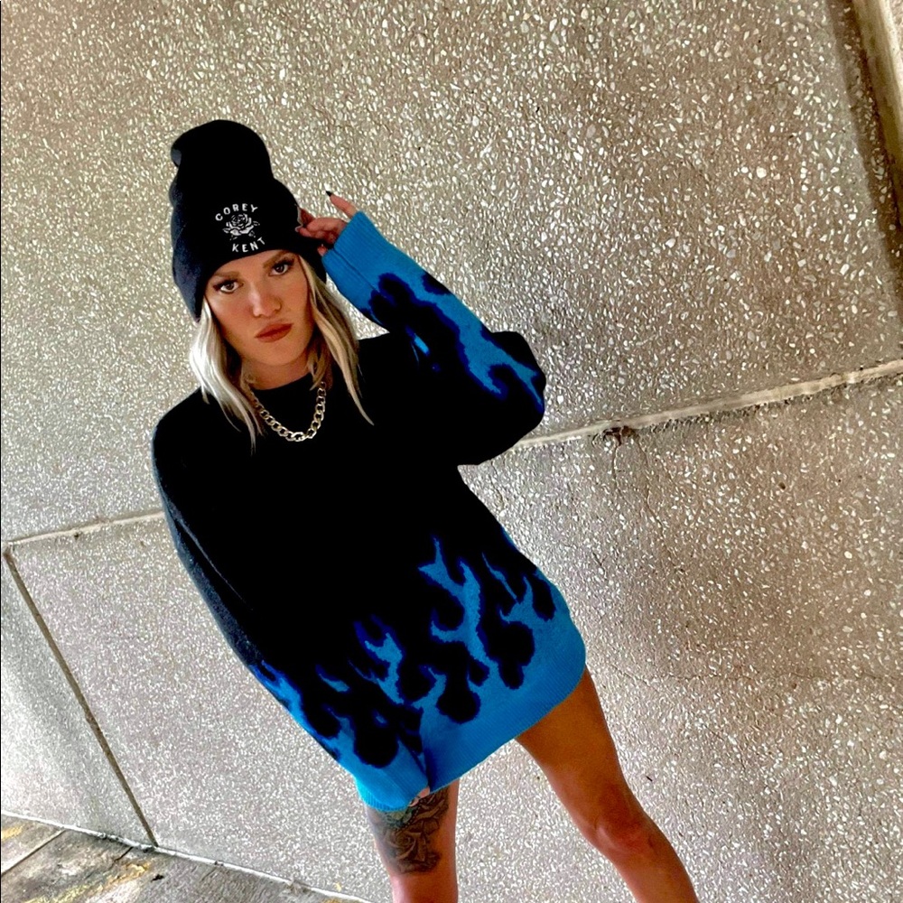 Vintage blue flame sweater